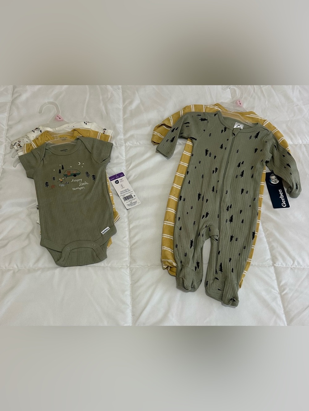 New with tags Gerber sleepers and onesie sets 0-3 months